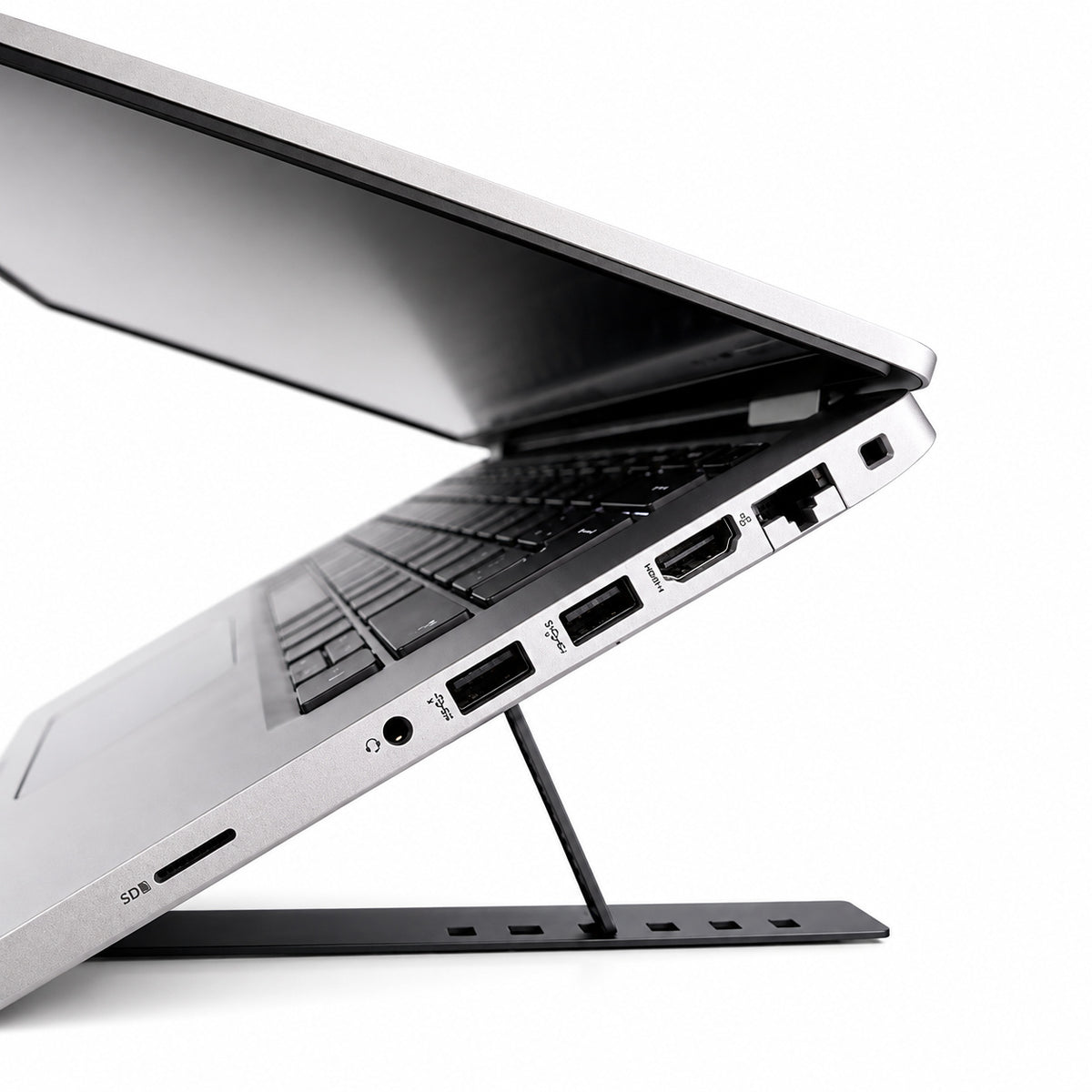 Laptop Dell Latitude 5430 Intel Core i5-1235U 12va Generación 32 Ram (REACONDICIONADO)